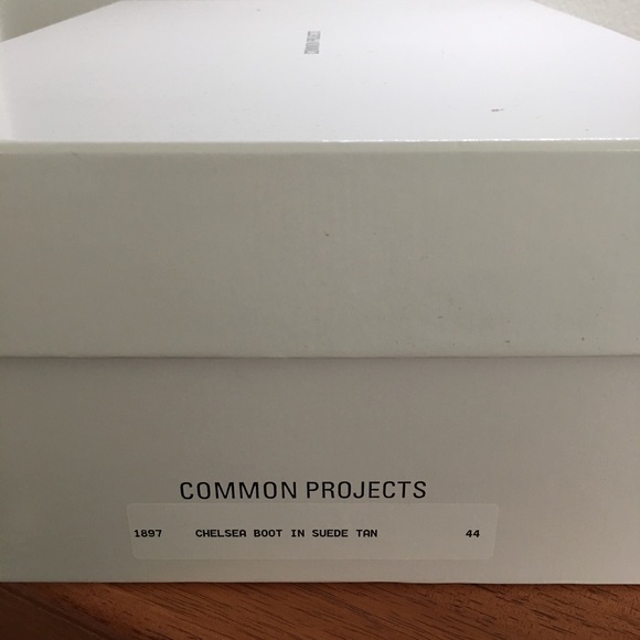 Common Projects NEW Chelsea Boots Tan Suede - Picture 3 of 3